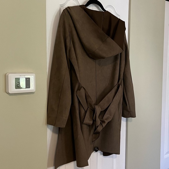 Zara L Wrap Coat - Picture 4 of 8